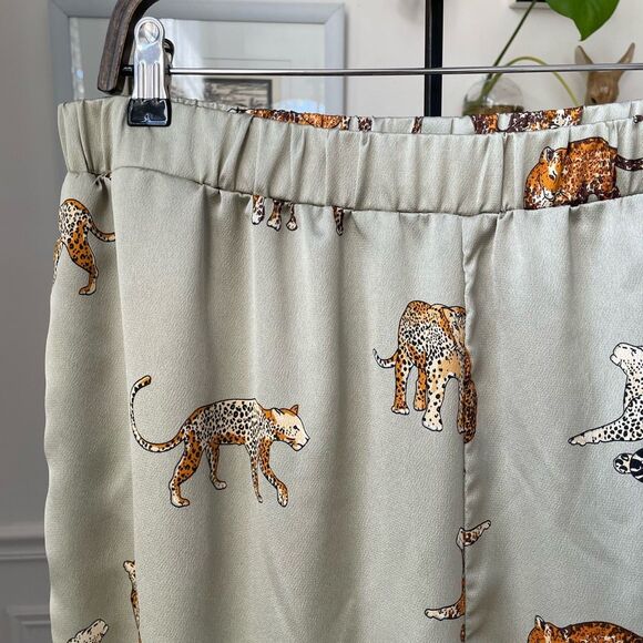 NWOT Good Times USA My Remedy Pant Top Set Sage Green Cheetah 1XL - Picture 5 of 9